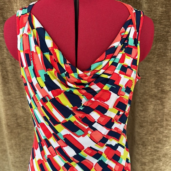 Women’s dress - Picture 3 of 4